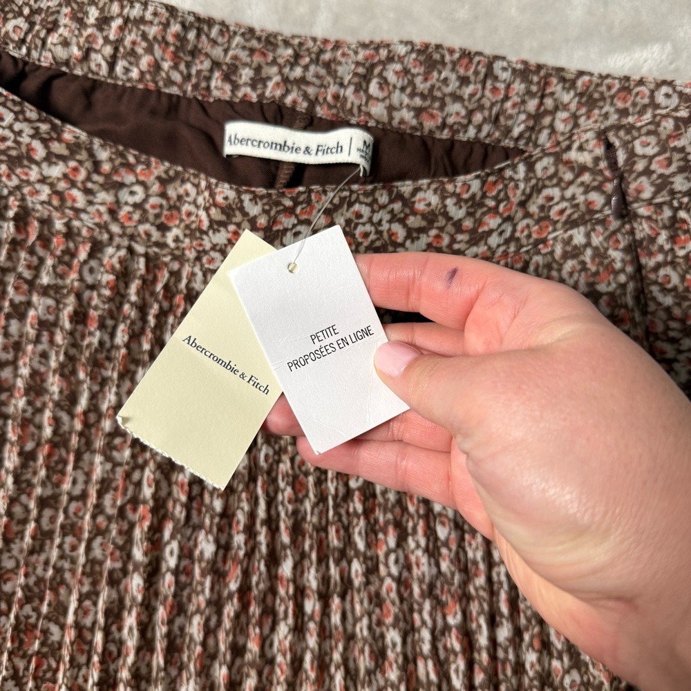 Abercrombie & Fitch Petite Floral Pleated Midi Skirt Brown Size M NWT - Picture 9 of 13